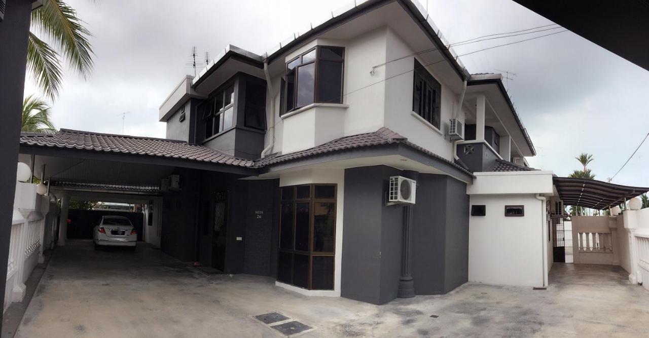 Homestay Муар Екстер'єр фото